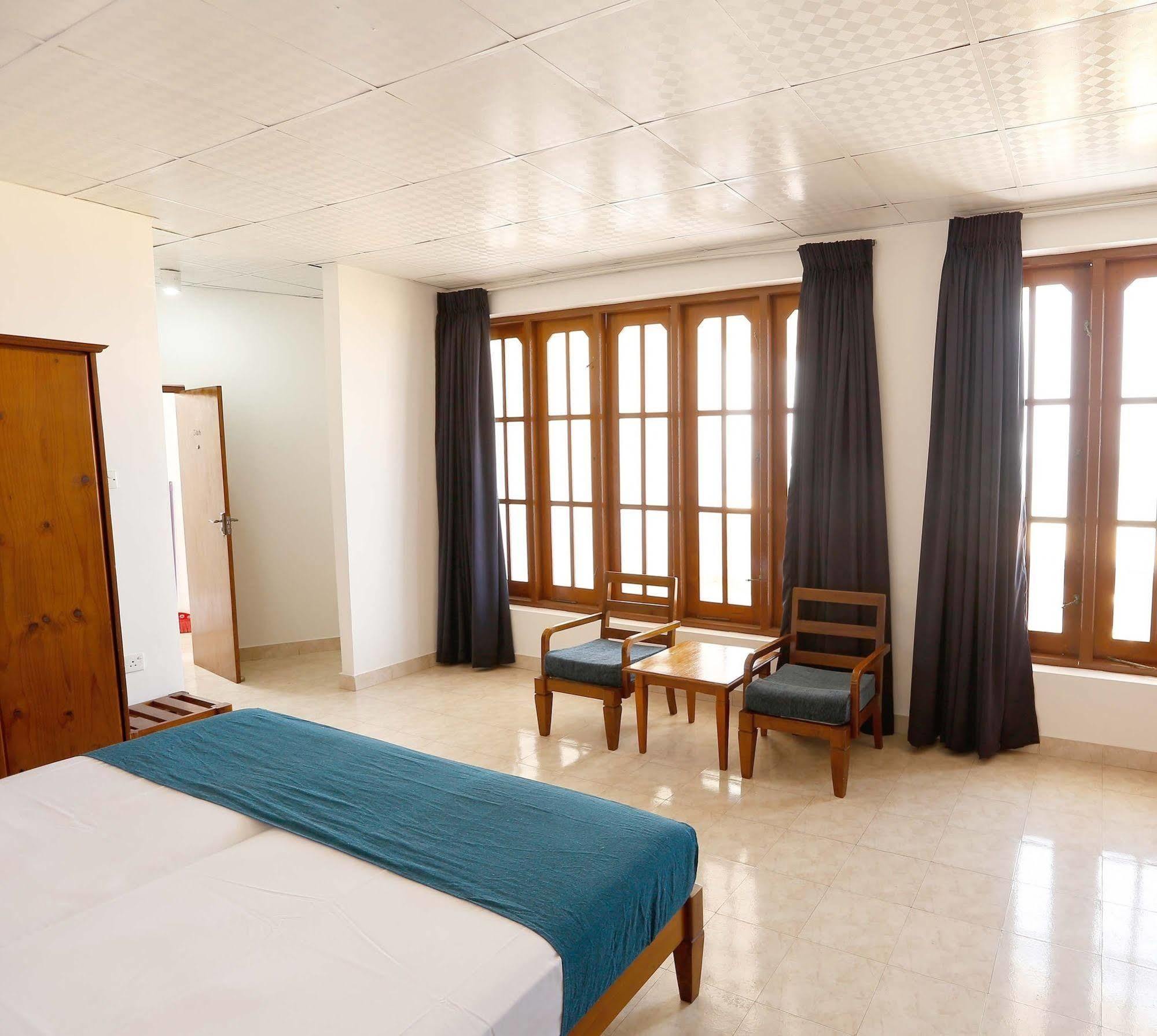 The Reef Beach Hotel Negombo Ngoại thất bức ảnh